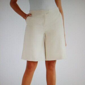 Scoop Women's Tailored High Rise Straight Leg Bermuda Shorts SIZE 8